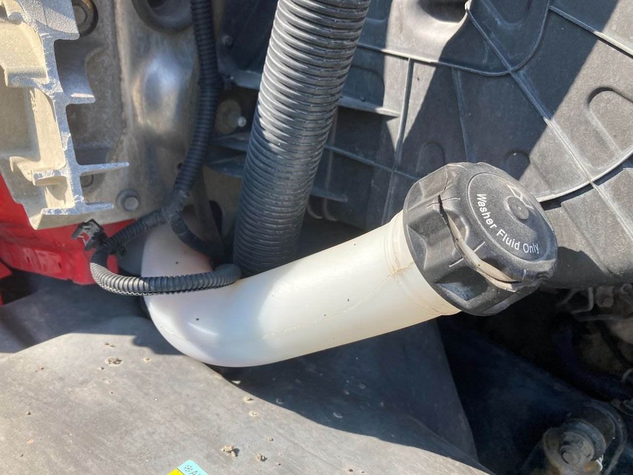 2018 Freightliner Cascadia Windshield Washer Reservoir For Sale Des Moines, IA 25502040