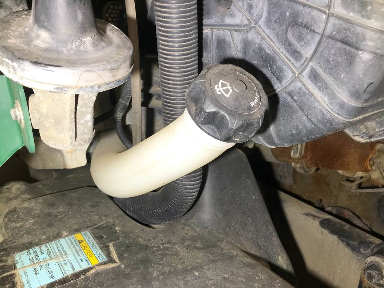 2015 Freightliner Cascadia Windshield Washer Reservoir For Sale Sioux Falls, SD 25505501