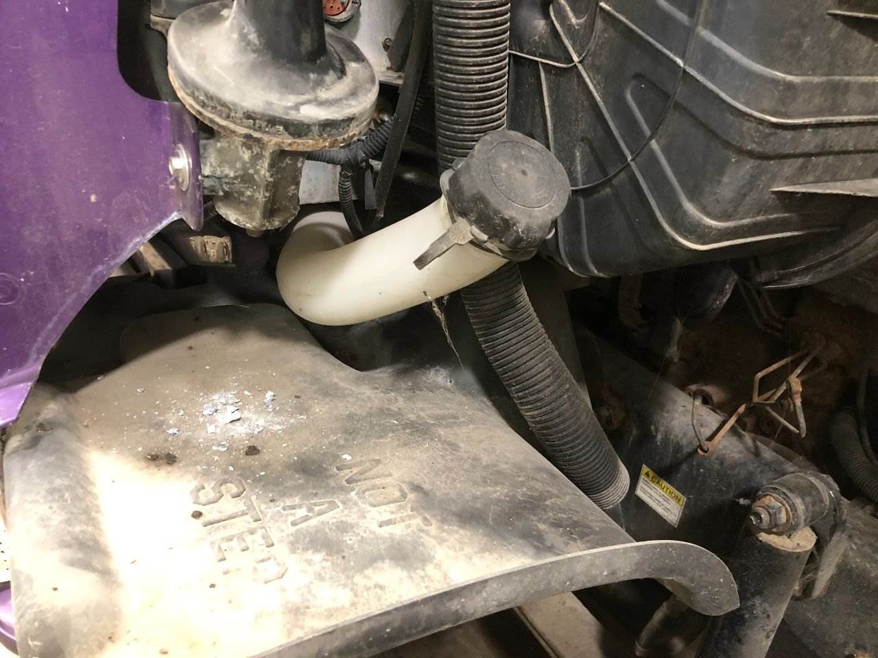 2015 Freightliner Cascadia Windshield Washer Reservoir For Sale