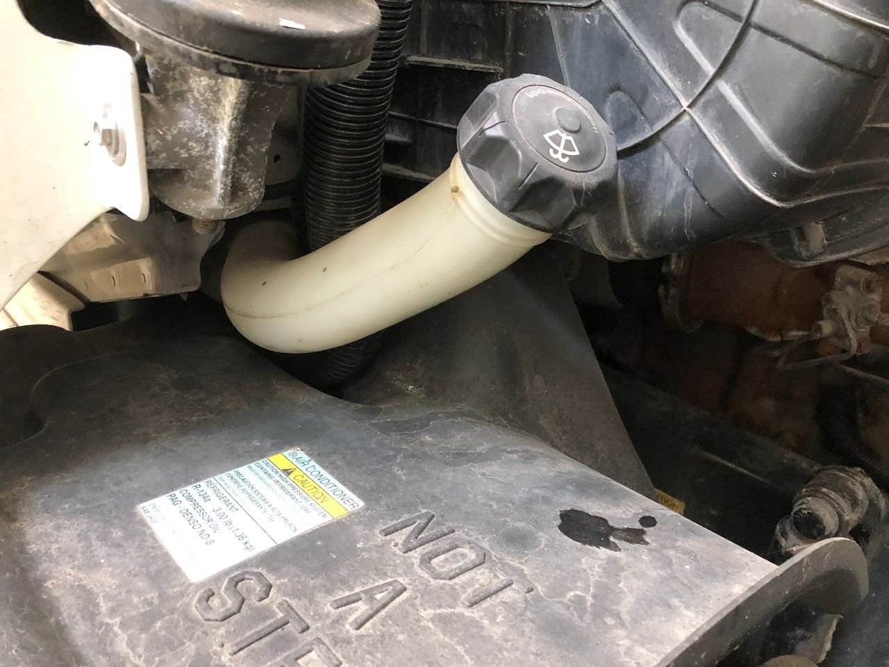 2016 Freightliner Cascadia Windshield Washer Reservoir For Sale Winimac, IN 25558476