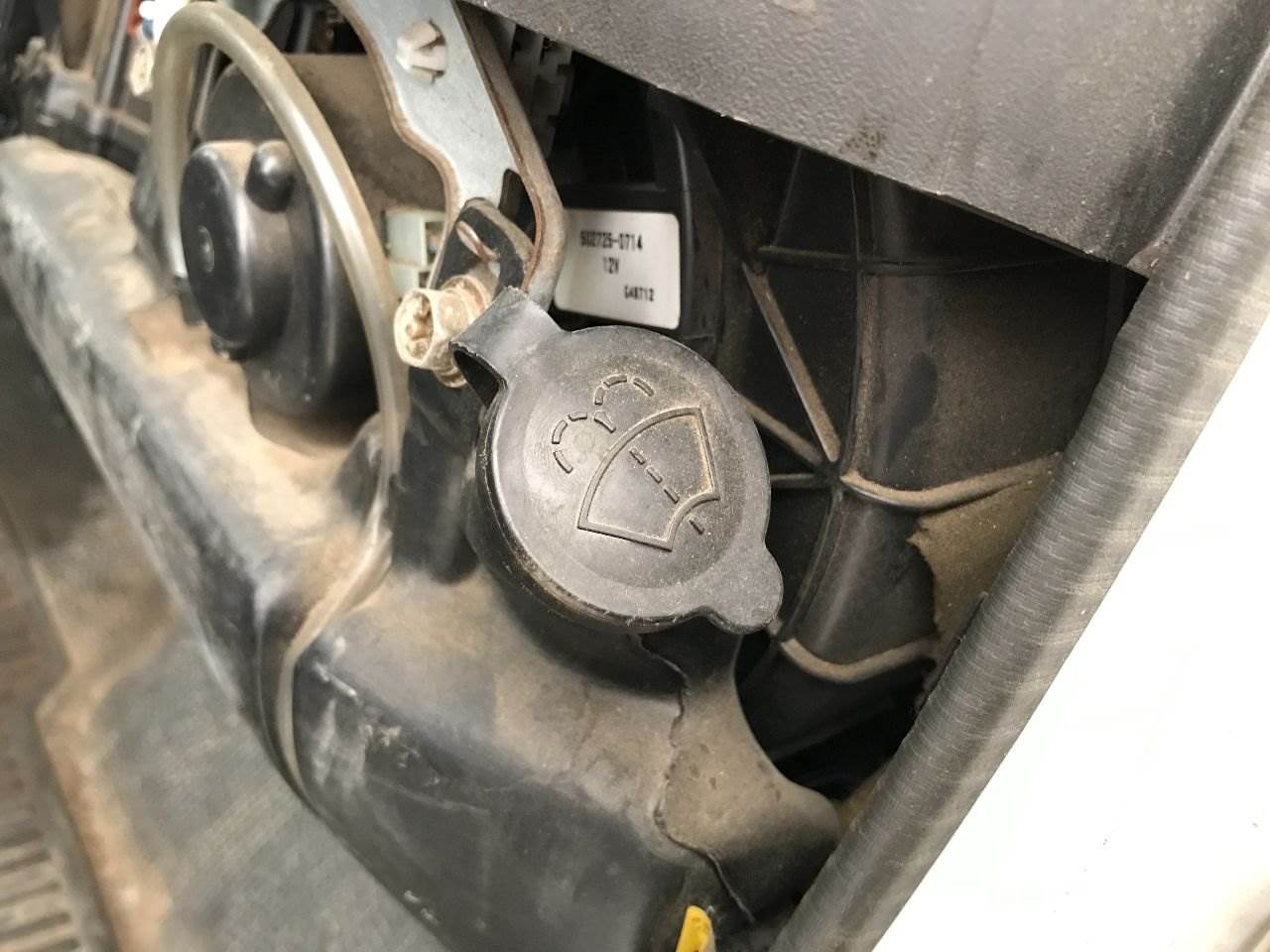 2005 GMC W4500 Windshield Washer Reservoir For Sale Council Bluffs