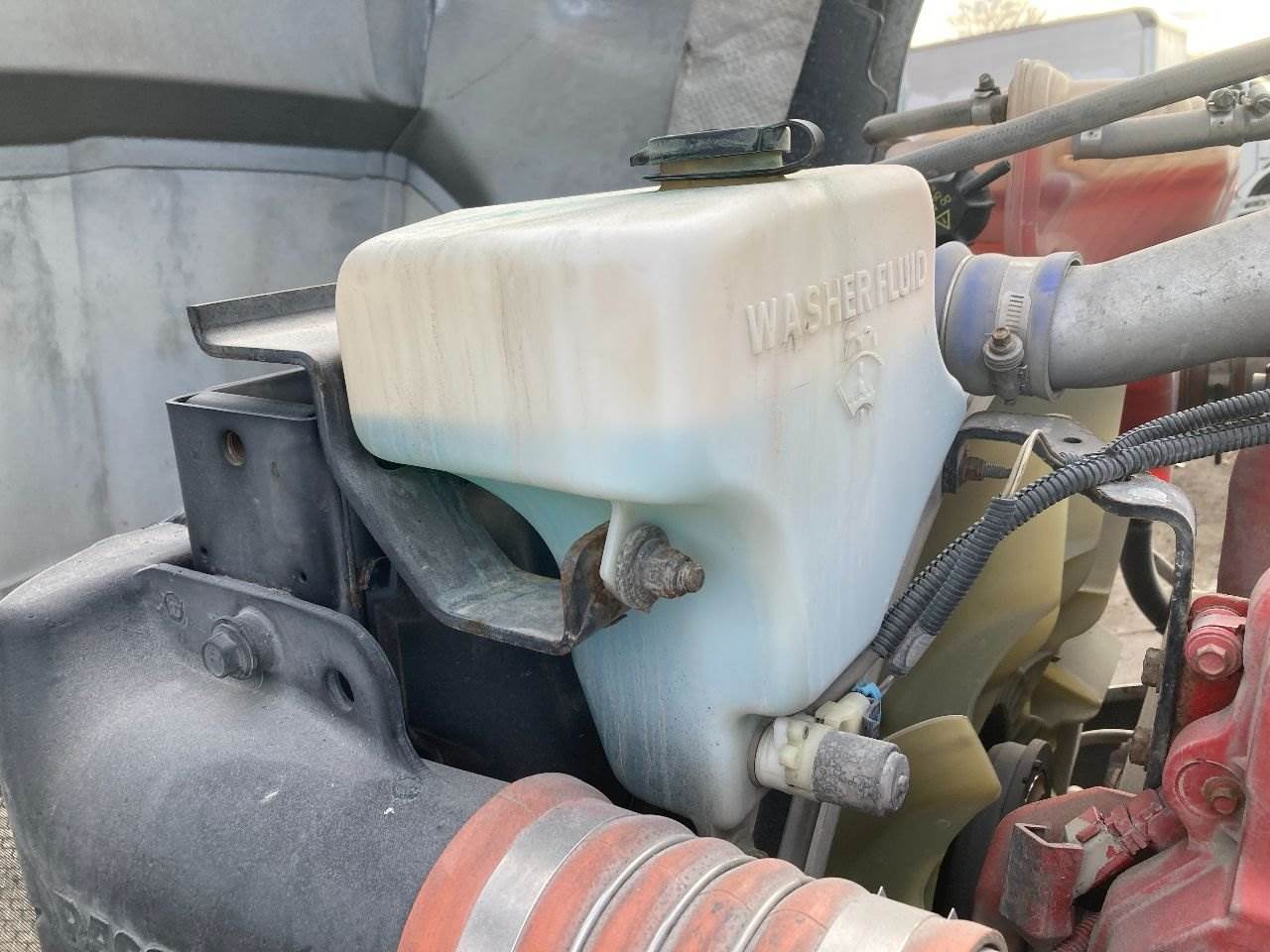2014 Kenworth T680 Windshield Washer Reservoir For Sale Des Moines