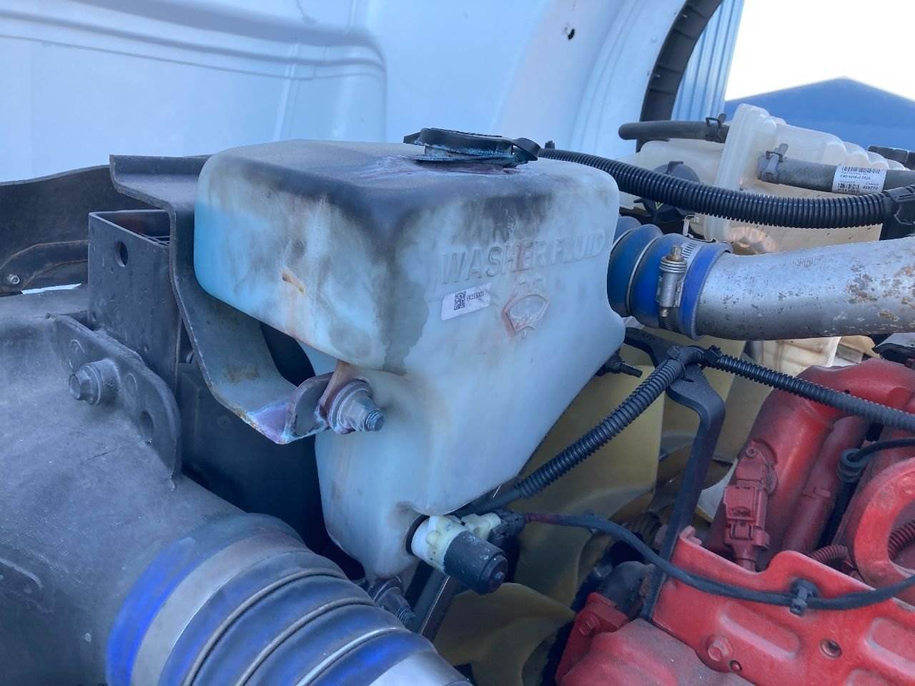 2018 Peterbilt 579 Windshield Washer Reservoir For Sale Winimac, IN 25531074