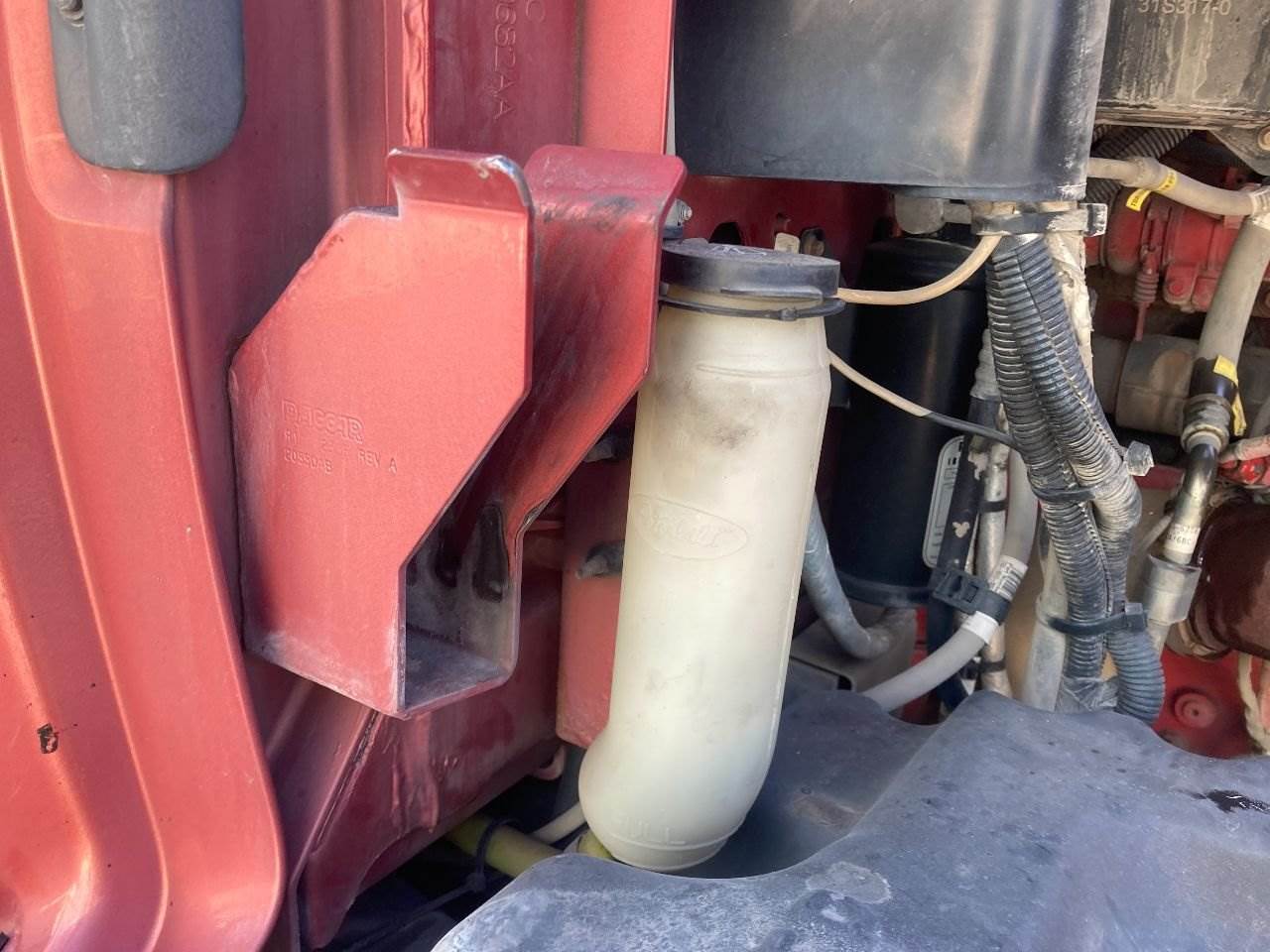 2016 Peterbilt 587 Windshield Washer Reservoir For Sale Kansas City, MO 25558913