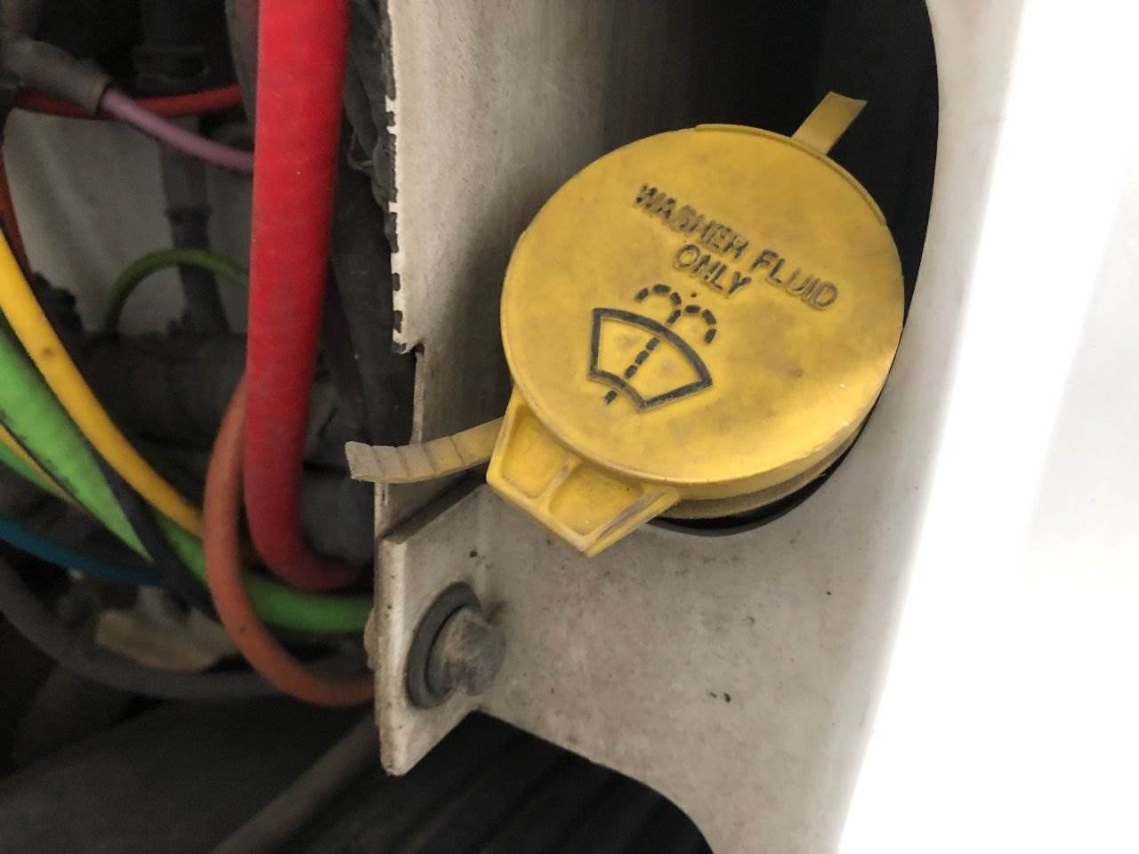 2008 Volvo VNL Windshield Washer Reservoir For Sale Winimac, IN