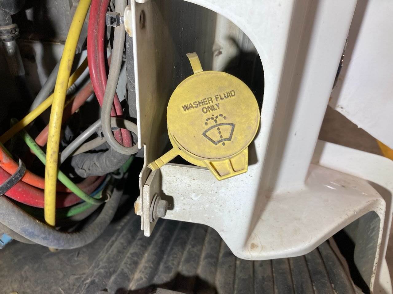 2007 Volvo VNL Windshield Washer Reservoir For Sale Sioux Falls, SD