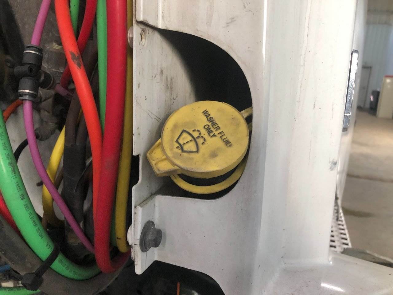 2013 Volvo VNL Windshield Washer Reservoir For Sale Winimac, IN