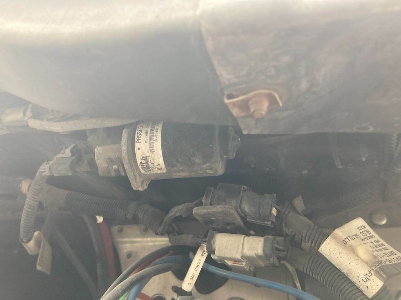 2013 Freightliner Cascadia Windshield Wiper Motor For Sale Kansas