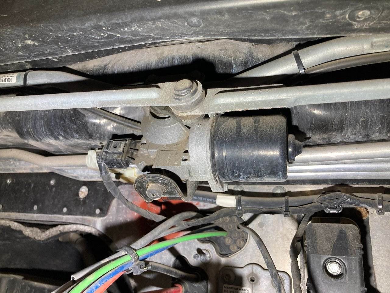 2018 Freightliner Cascadia Windshield Wiper Motor For Sale Sioux