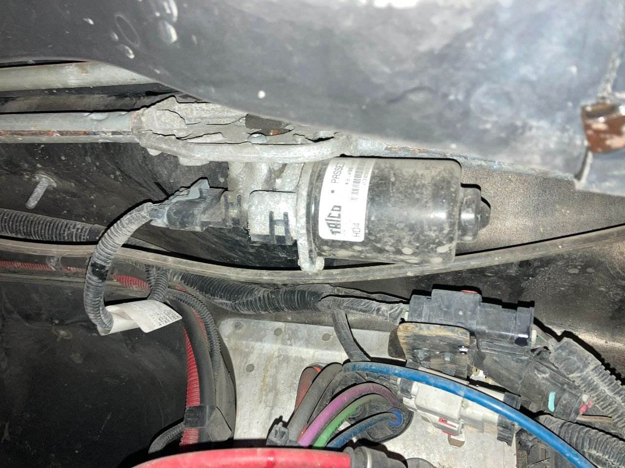 2013 Freightliner Cascadia Windshield Wiper Motor For Sale Winimac