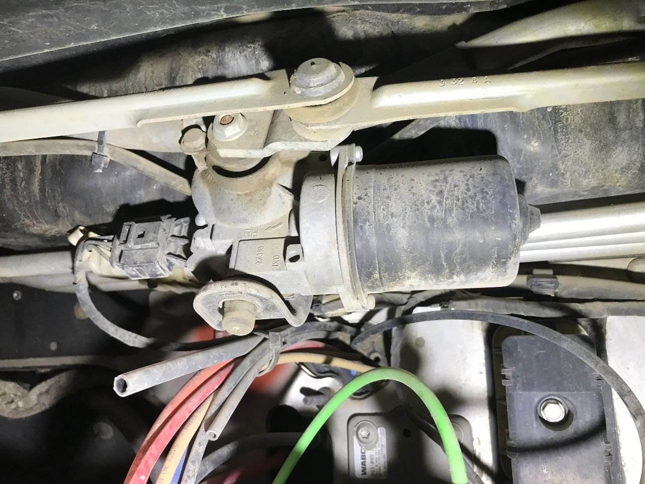 2020 Freightliner Cascadia Windshield Wiper Motor For Sale Sioux