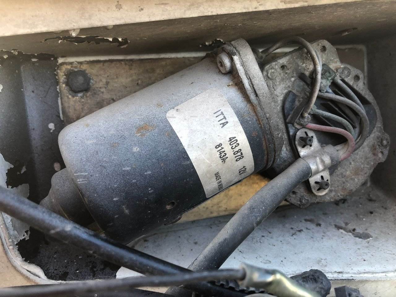 1999 Peterbilt 379 Windshield Wiper Motor For Sale Spencer, IA