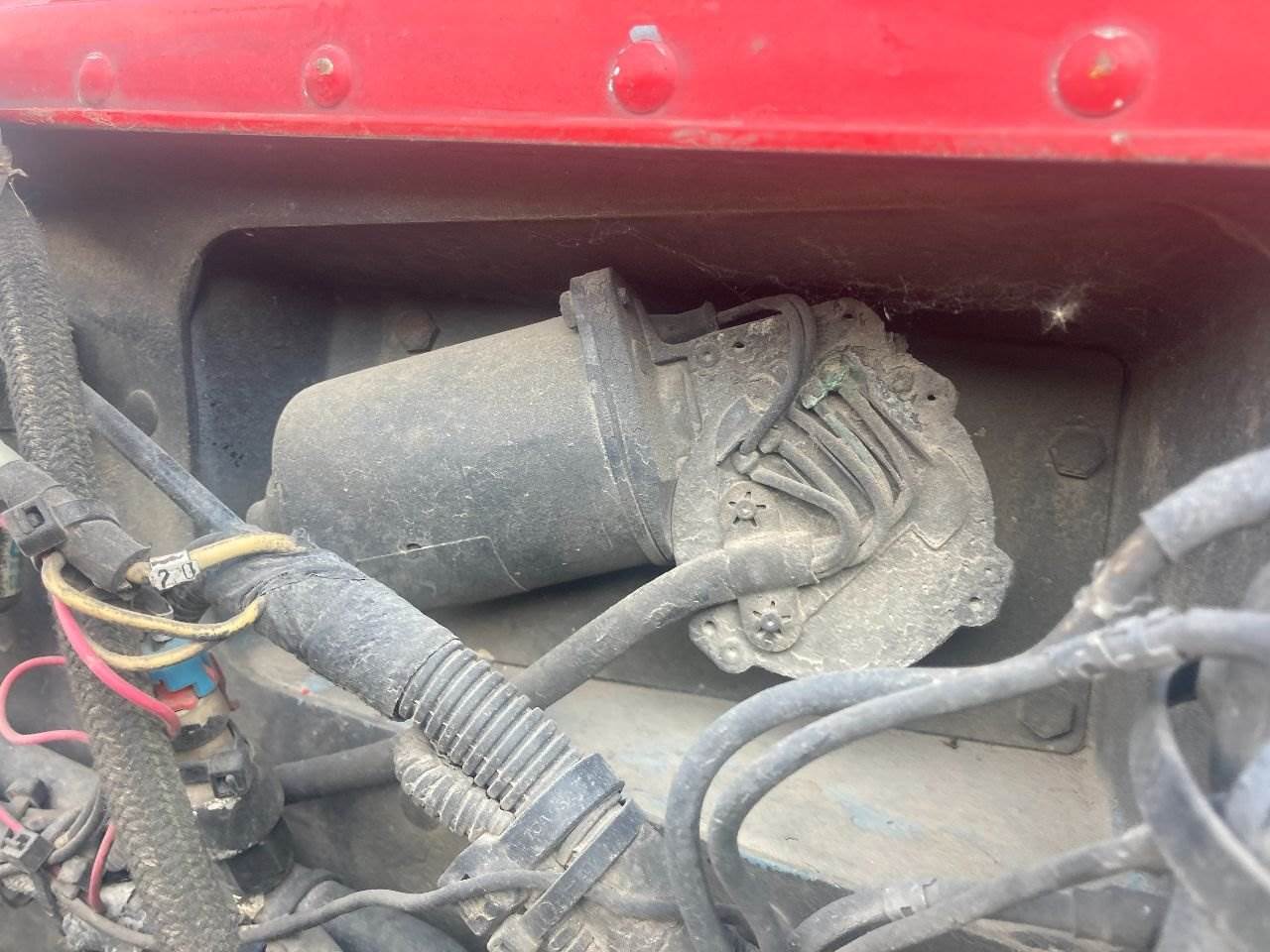1999 Peterbilt 379 Windshield Wiper Motor For Sale Kansas City, MO