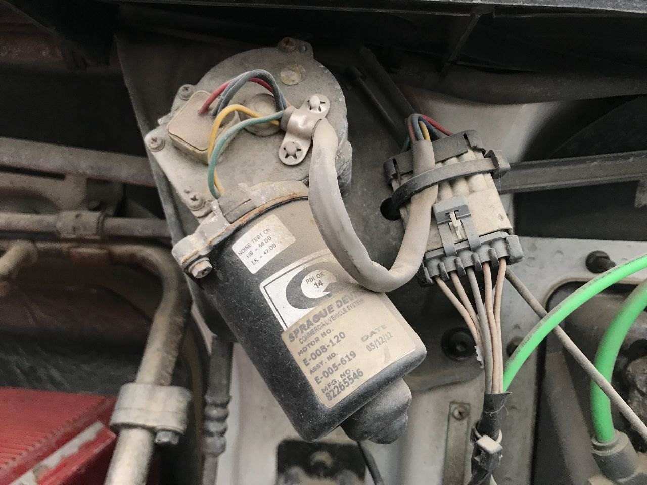 2013 Volvo VNL Windshield Wiper Motor For Sale Council Bluffs, IA