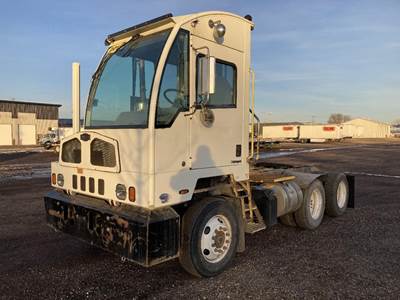 Autocar XSpotter Tandem Axle Yard Spotter Truck - Cummins, 200HP, 6 Speed Automatic