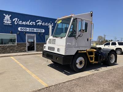 Kalmar Ottawa 30 Yard Spotter Truck - Cummins, 220HP, 4 Speed Allison Hs Automatic