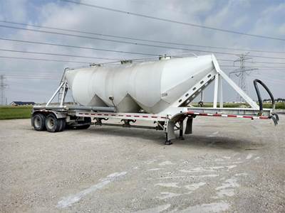 Carmex 1000CF Dry Bulk / Pneumatic Tank Trailer
