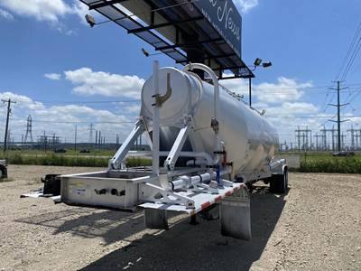 Heil SUPER JET 1040 Dry Bulk / Pneumatic Tank Trailer