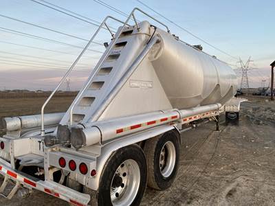 2016 MAC TN1050APB Dry Bulk / Pneumatic Tank Trailer For Sale | Venus ...