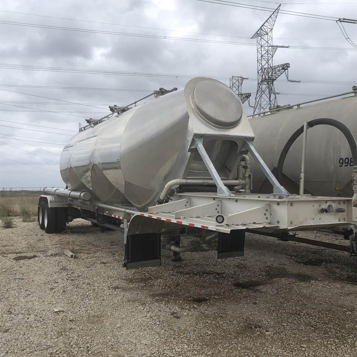 2015 Troxell 1000 CF Dry Bulk / Pneumatic Tank Trailer For Sale Kyle