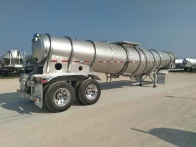 Retesa 5600 Gallon Stainless Steel Non Code Tank Trailer - Tandem Axle, Air Ride