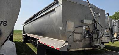 Trail King ASHR 4672-64 Belt Trailer