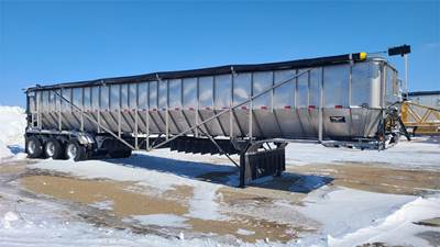 TRINITY TRAILER MFG 50x96 Tri Axle Stainless Steel Belt Trailer - Air Ride, Fixed Axle