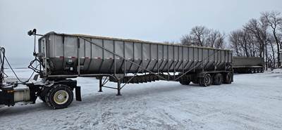 Trinity 50x96 Tri Axle Stainless Steel Belt Trailer - Air Ride, Fixed Axle