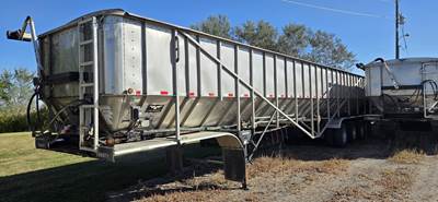 Trinity 53x102 Quad Axle Stainless Steel Belt Trailer - Air Ride, Fixed Axle