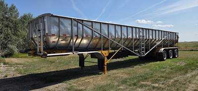 Trinity Eagle Bridge 50x102 Tri Axle Stainless Steel Belt Trailer - Air Ride, Fixed Axle
