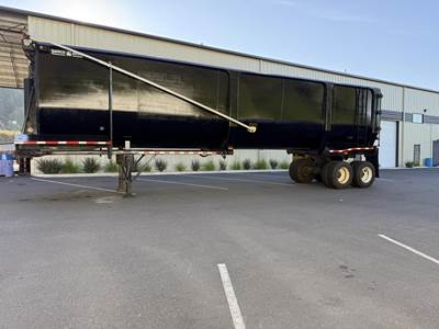 Ranco 42 ft Half Round End Dump Trailer - Tandem Axle, Steel, Single Point