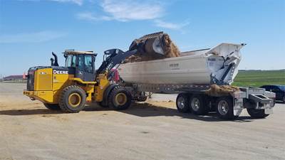 SmithCo FEED LOT SPEC 55 YARD SUPER HIGH VOLUME SIDE DUMP Side Dump Trailer