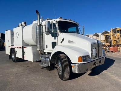 Kenworth T300 Fuel & Lube Truck