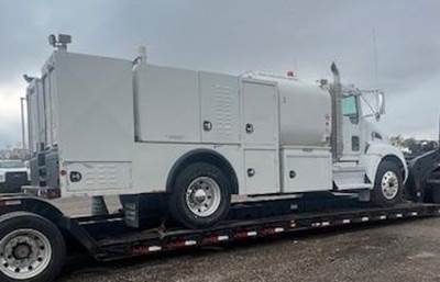 Kenworth T370 Fuel & Lube Truck