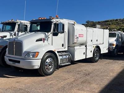Kenworth T370 Fuel & Lube Truck