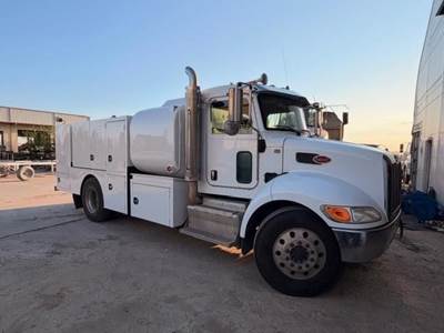 Peterbilt 337 Fuel & Lube Truck