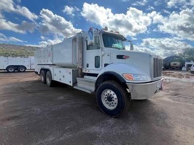 Peterbilt 348 Tandem Axle Fuel & Lube Truck - Paccar