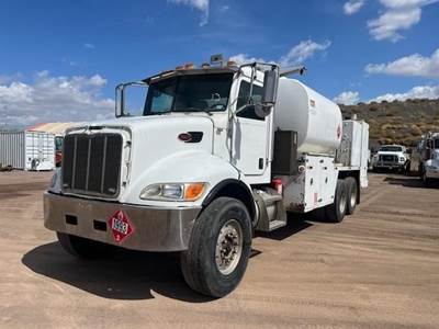 Peterbilt 348 Tandem Axle Fuel & Lube Truck - Paccar