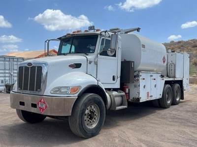 Peterbilt 348 Tandem Axle Fuel & Lube Truck - Paccar
