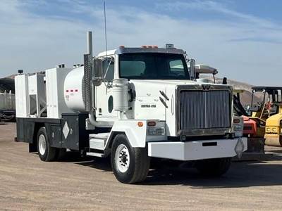 Western Star 4900 Fuel & Lube Truck