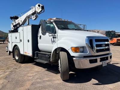 Ford F-750 Mechanic / Service Truck