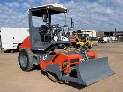 Hamm H5iP Padfoot Roller Compactor