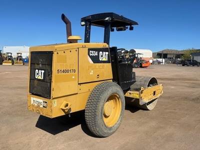 2016 Caterpillar CS34 Vibratory Soil Compactor For Sale, 1,973 Hours ...
