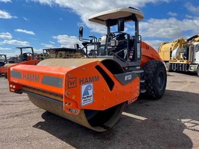 Hamm H12I Smooth Drum Roller Compactor