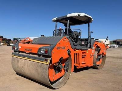 Hamm HD+140iVV Smooth Drum Roller Compactor