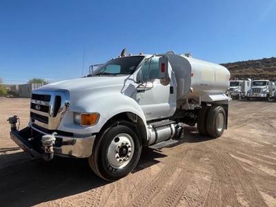 Ford F-750 Water Truck