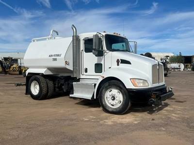 Kenworth T370 2000 Gallon Water Truck - Automatic