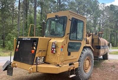 Caterpillar 613C Water Wagon