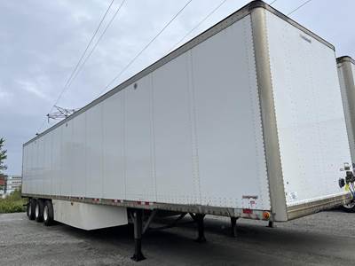 Manac Dry Van Trailer - Air Ride, Tri Axle