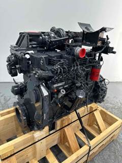 Komatsu SAA6D102E-2 Engine